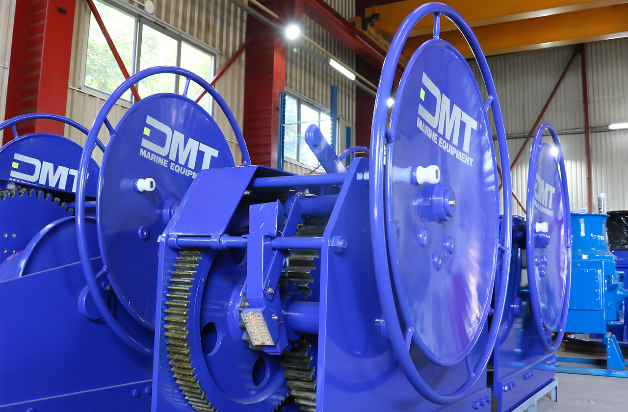 coupling winches