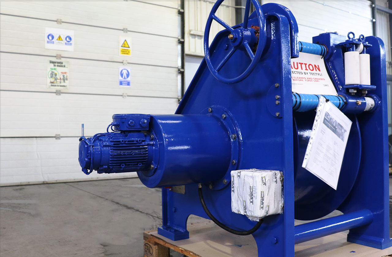 umbilical winches