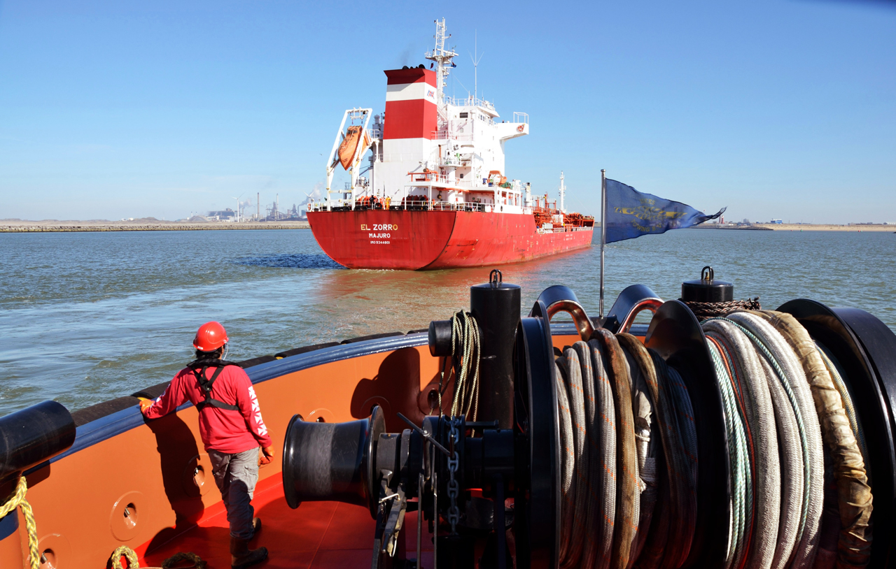 ANCHOR-TOWING-WINCHES