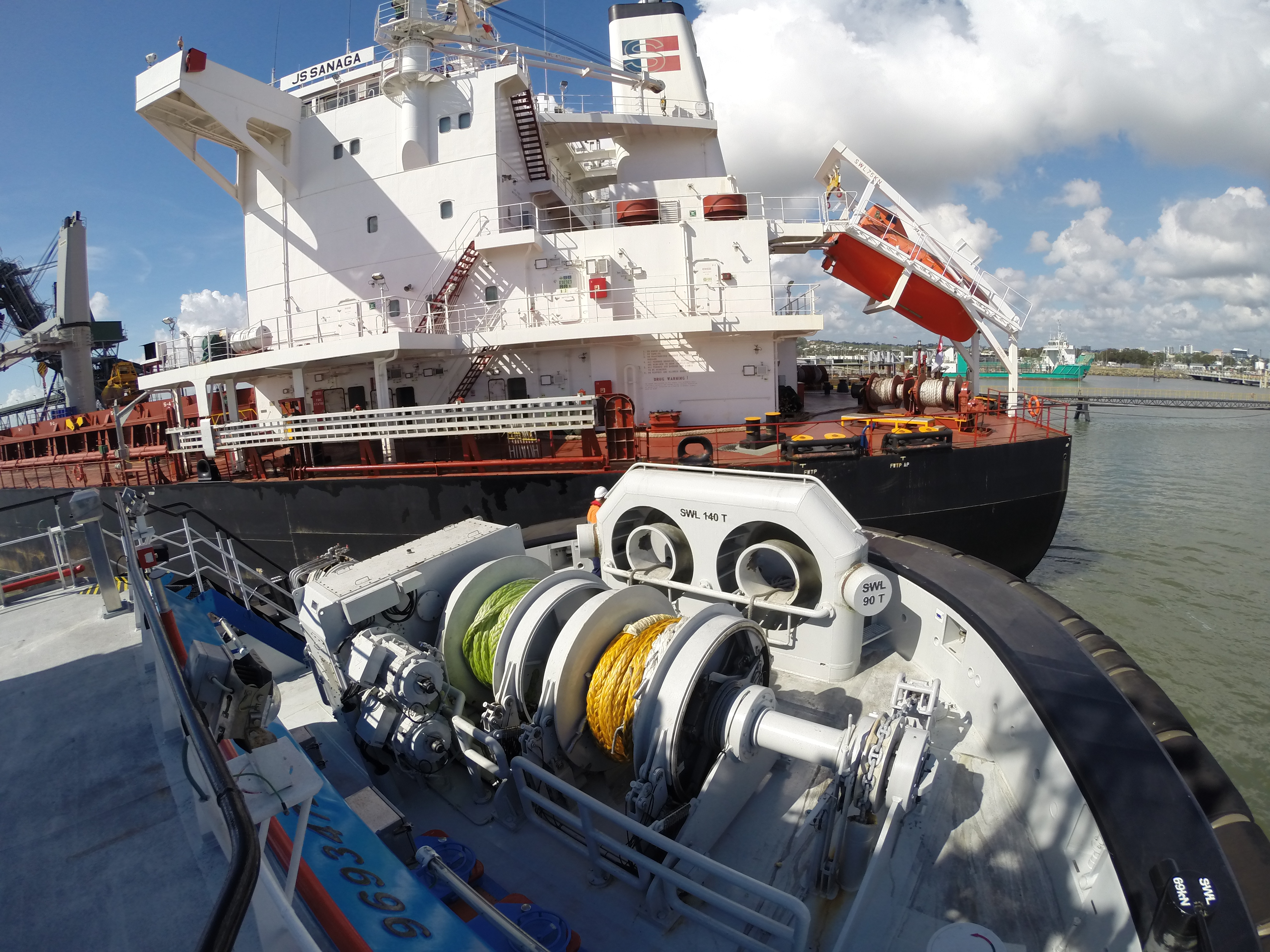 escort towing winch