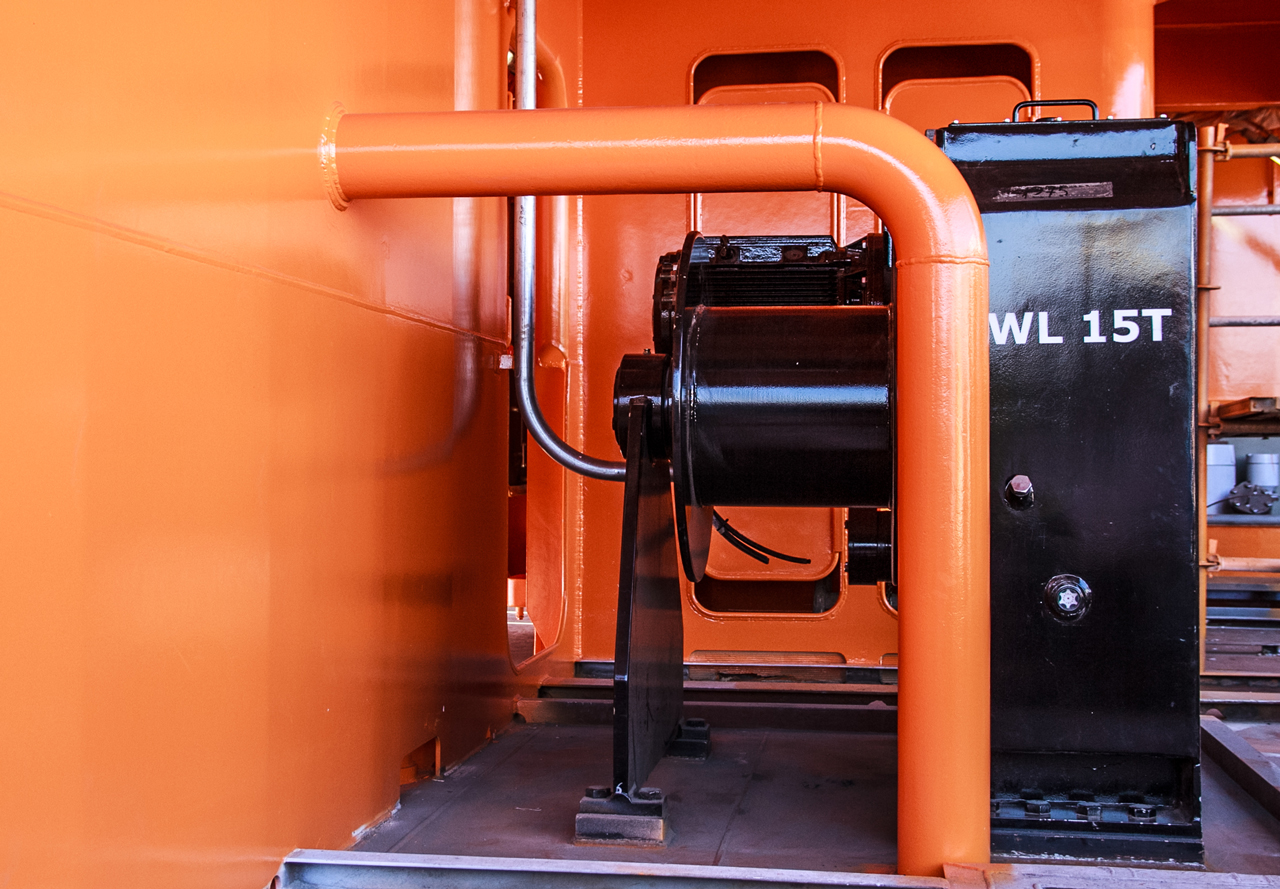 TUGGER-WINCHES