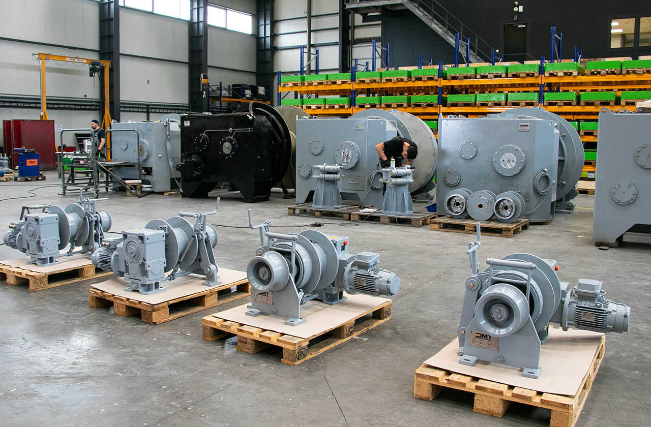 anchor winches