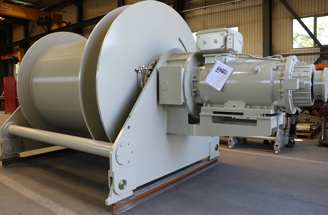 Hoisting Winches Reliable winches for marine applications
