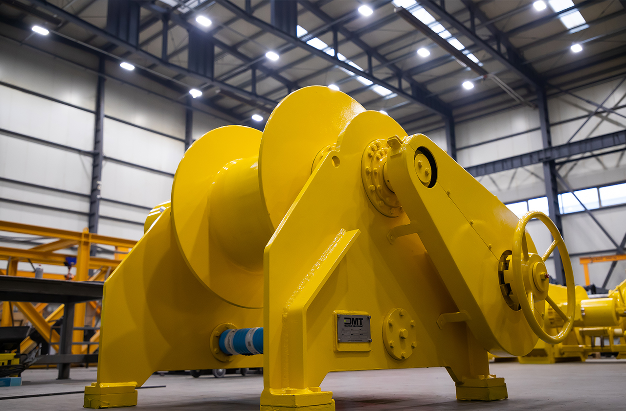 Lifting Winches Reliable and safe for maritime applications